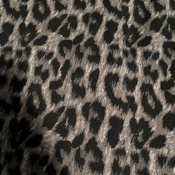 Bundle of 3 patterned LuLaRoe women’s skirts all size XL - Picture 10 of 11